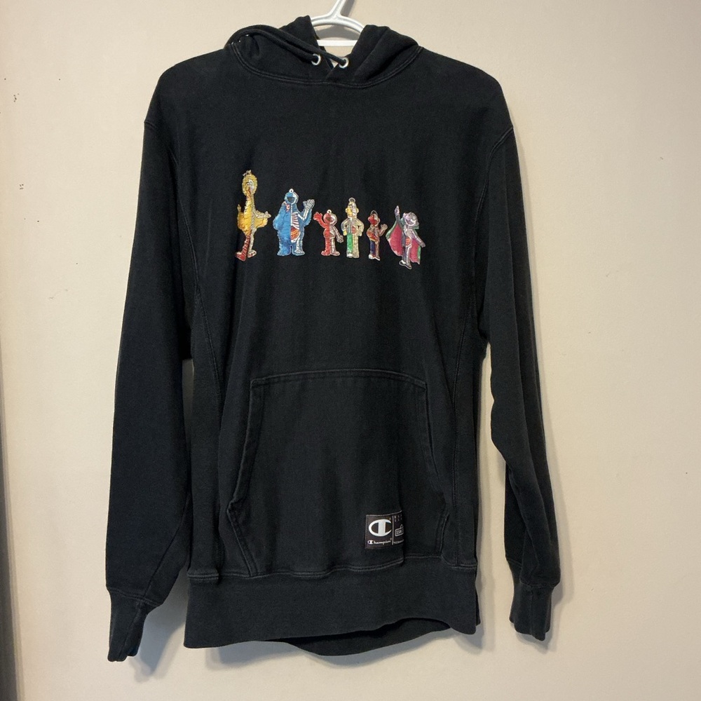 Champion Hoodie Read Description